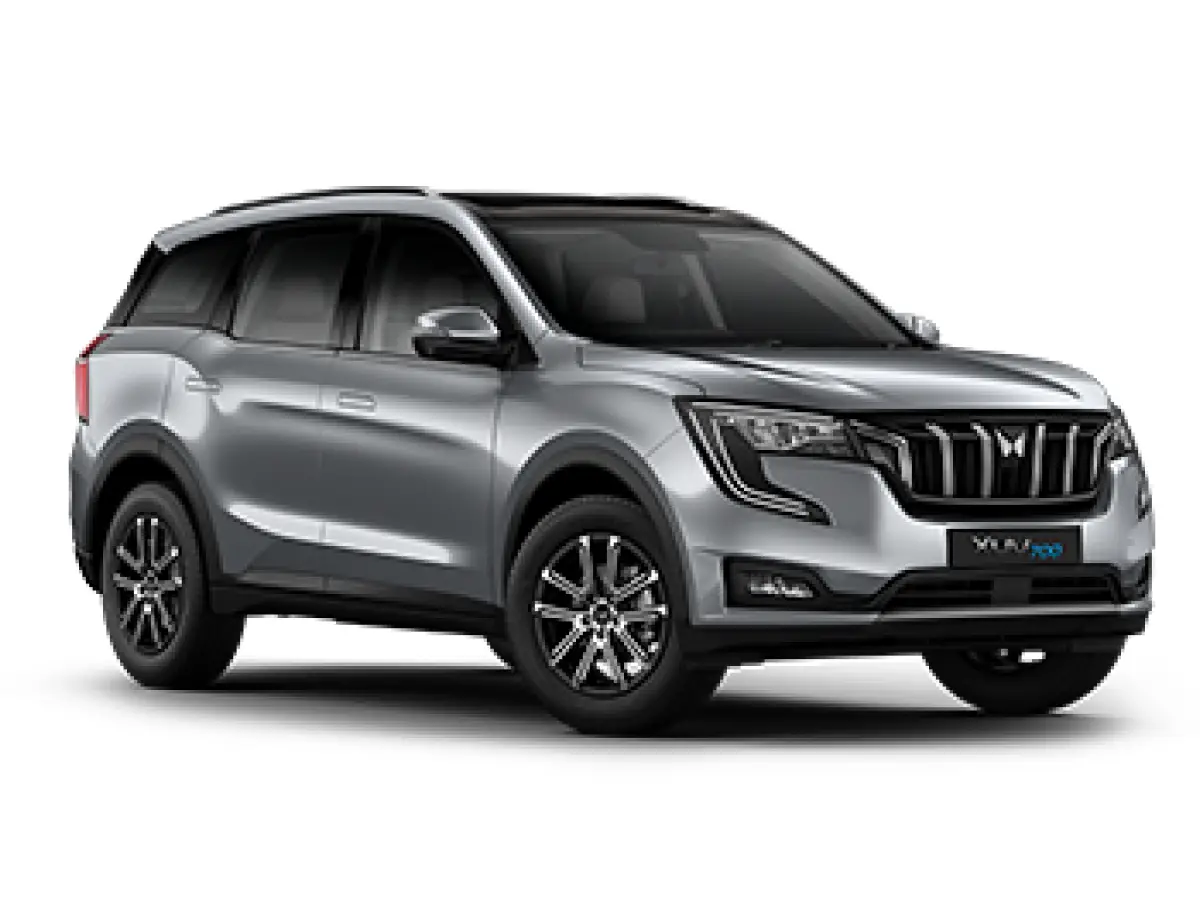 Mahindra XUV 700 VALYRIAN SILVER DT